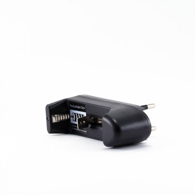 Зарядное устройство